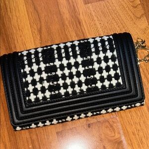 NWOT Kate Spade New York Make It Mine Reese Tweed Clutch